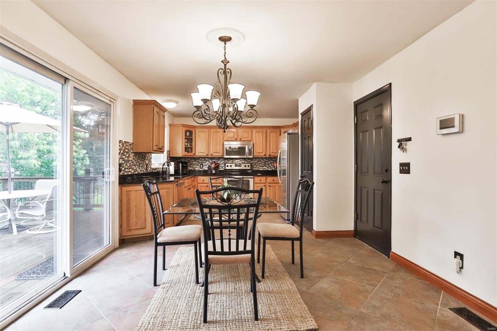 408 Kimberly Lane St. Peters, MO 63376 - Photo 10 of 52