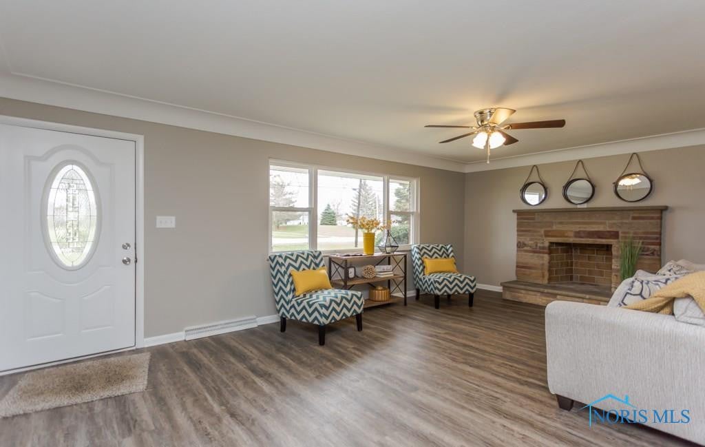 1268 South Wynn Road Oregon, OH 43616 - Photo 5 of 29 Gallery Image 5