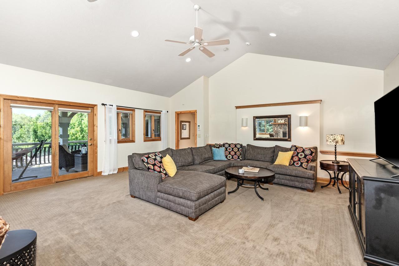 8800 Sunset Trail Chanhassen, MN 55317 - Photo 10 of 43