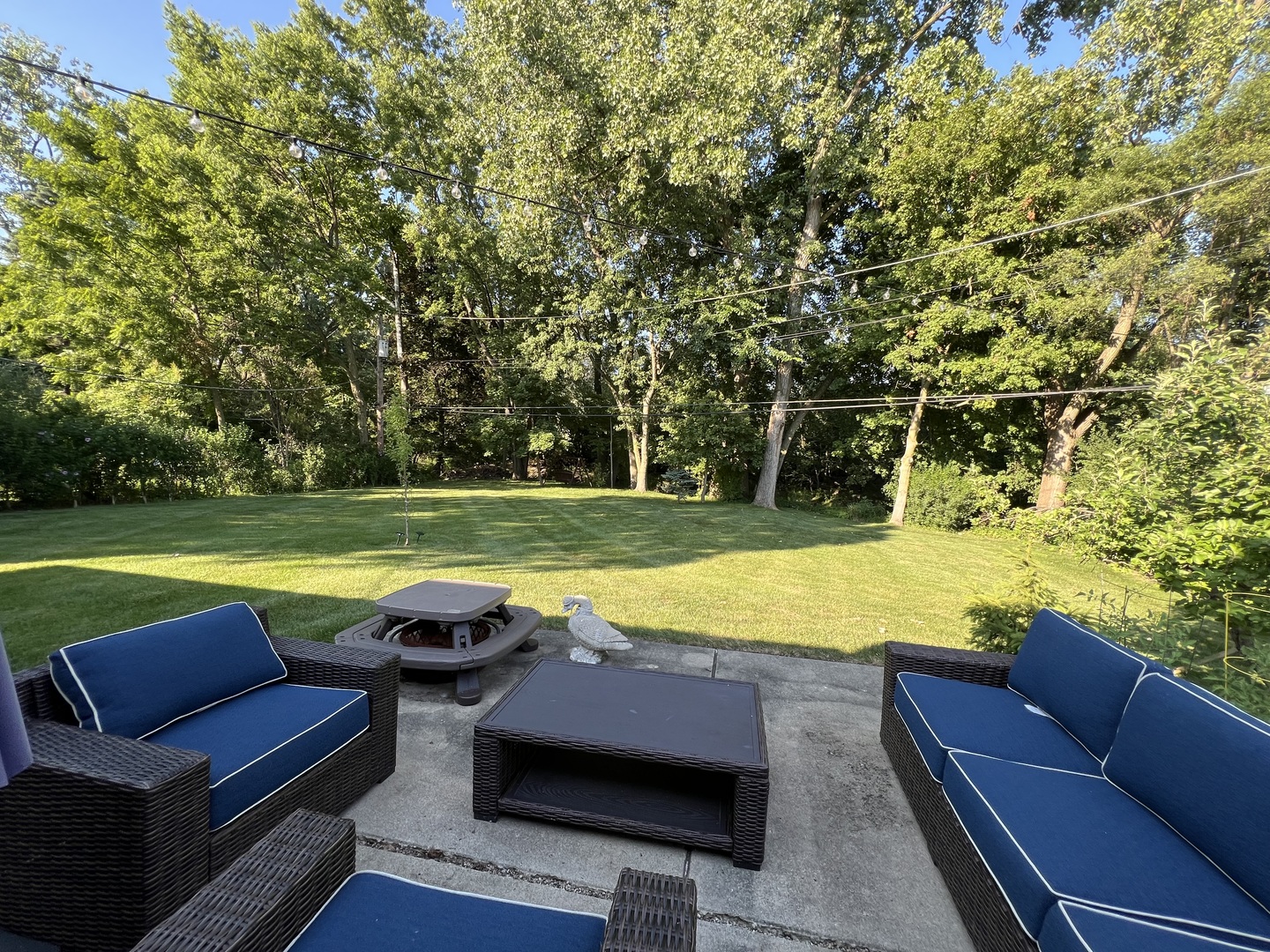 255 Riverside Drive Northfield, IL 60093 - Photo 12 of 24 Gallery Image 12