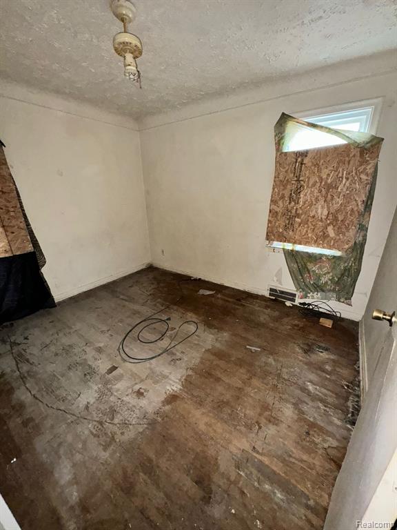15238 Rochelle Avenue Detroit, MI 48205 - Photo 12 of 22 Gallery Image 12