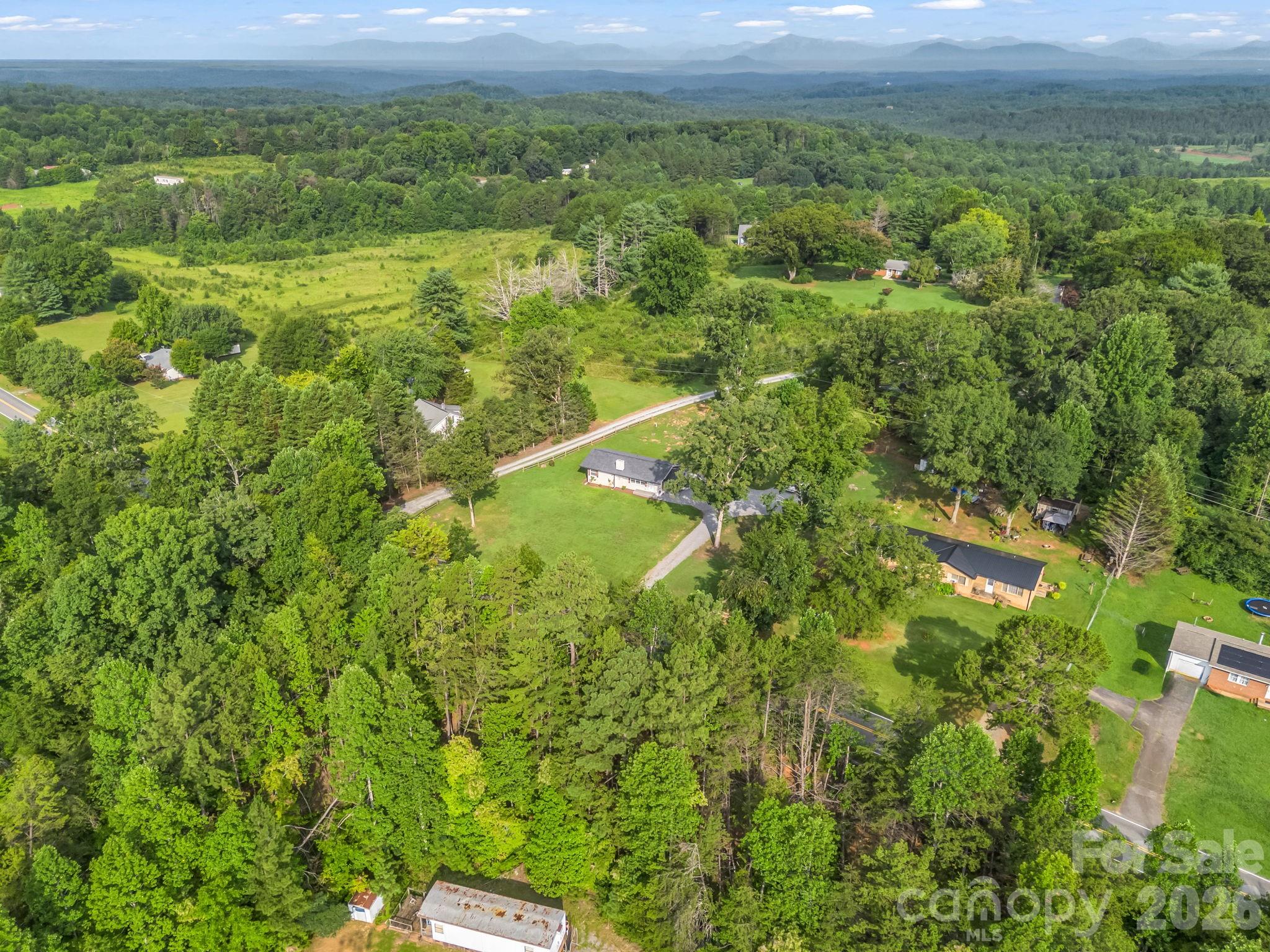 629 Thompson Road Rutherfordton, NC 28139 - Photo 26 of 39 Gallery Image 26
