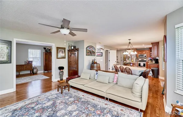 $465,000 | 146 Knob Creek Lane, O'Fallon, IL 62269