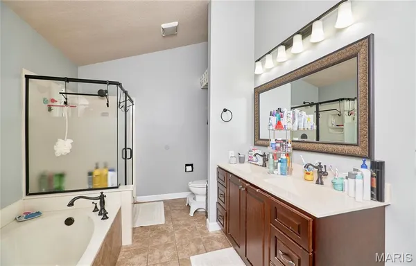 $465,000 | 146 Knob Creek Lane, O'Fallon, IL 62269