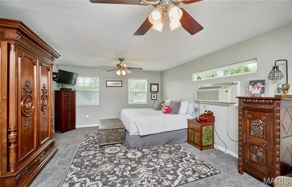 $465,000 | 146 Knob Creek Lane, O'Fallon, IL 62269