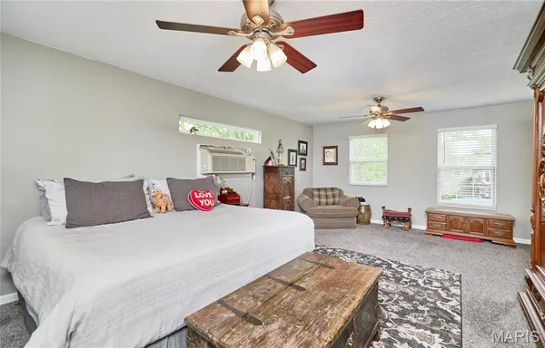 $465,000 | 146 Knob Creek Lane, O'Fallon, IL 62269