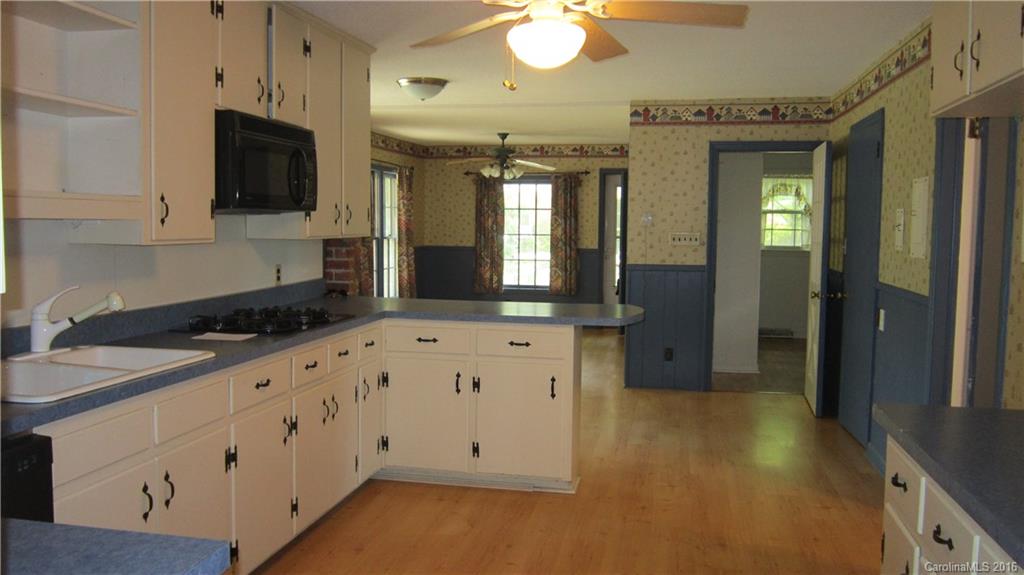 800 Ragin Lane Rock Hill, SC 29732 - Photo 5 of 24 Gallery Image 5