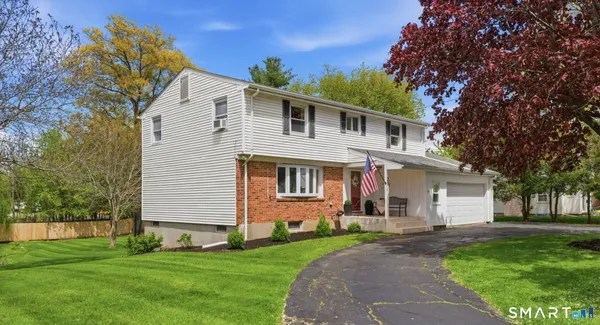 $549,900 | 25 Toll Gate Road, Wethersfield, CT 06109