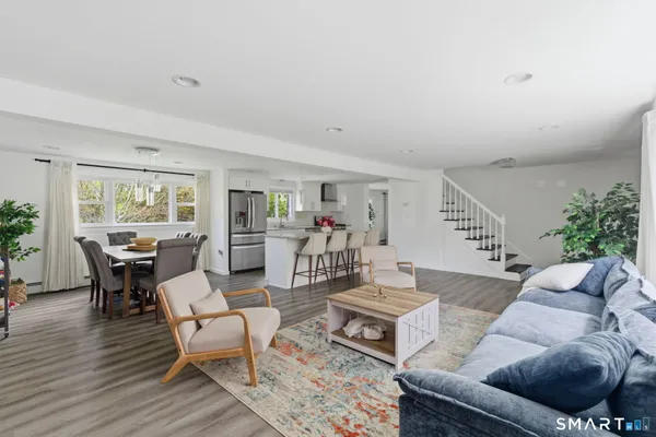 $549,900 | 25 Toll Gate Road, Wethersfield, CT 06109
