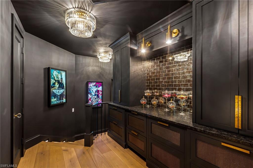 186 North Street Naples, FL 34108 - Photo 13 of 50