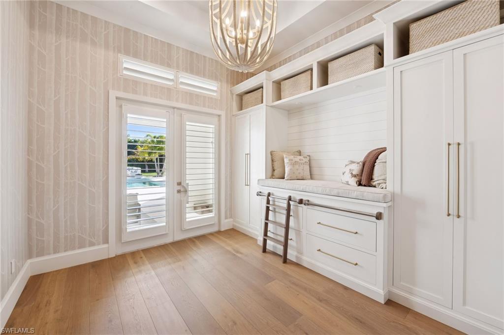 186 North Street Naples, FL 34108 - Photo 33 of 50