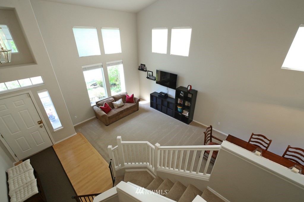 4620 Northeast 5th Court Renton, WA 98059 - Photo 12 of 25 Gallery Image 12