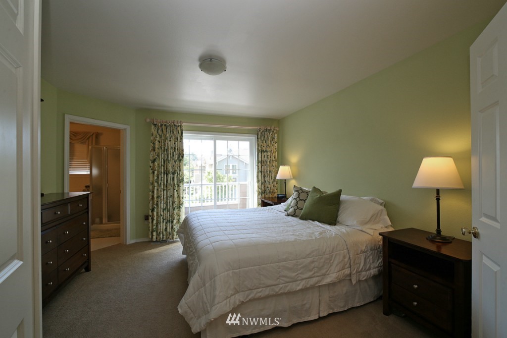 4620 Northeast 5th Court Renton, WA 98059 - Photo 15 of 25 Gallery Image 15
