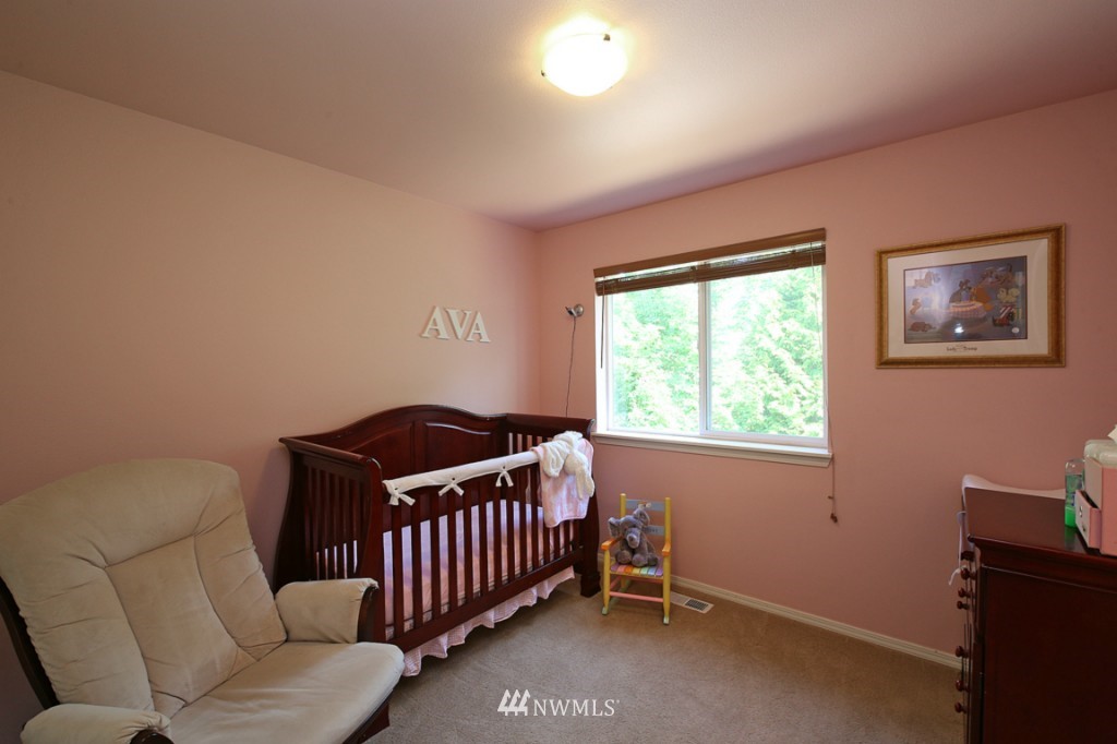 4620 Northeast 5th Court Renton, WA 98059 - Photo 18 of 25 Gallery Image 18