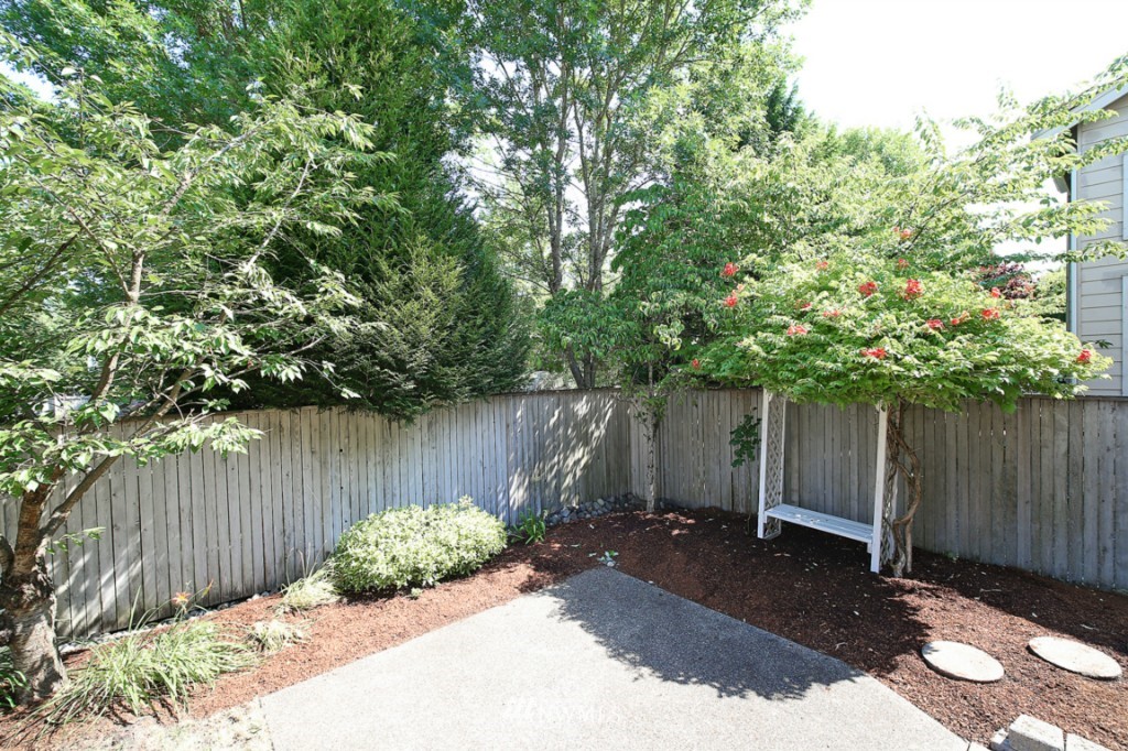 4620 Northeast 5th Court Renton, WA 98059 - Photo 24 of 25 Gallery Image 24