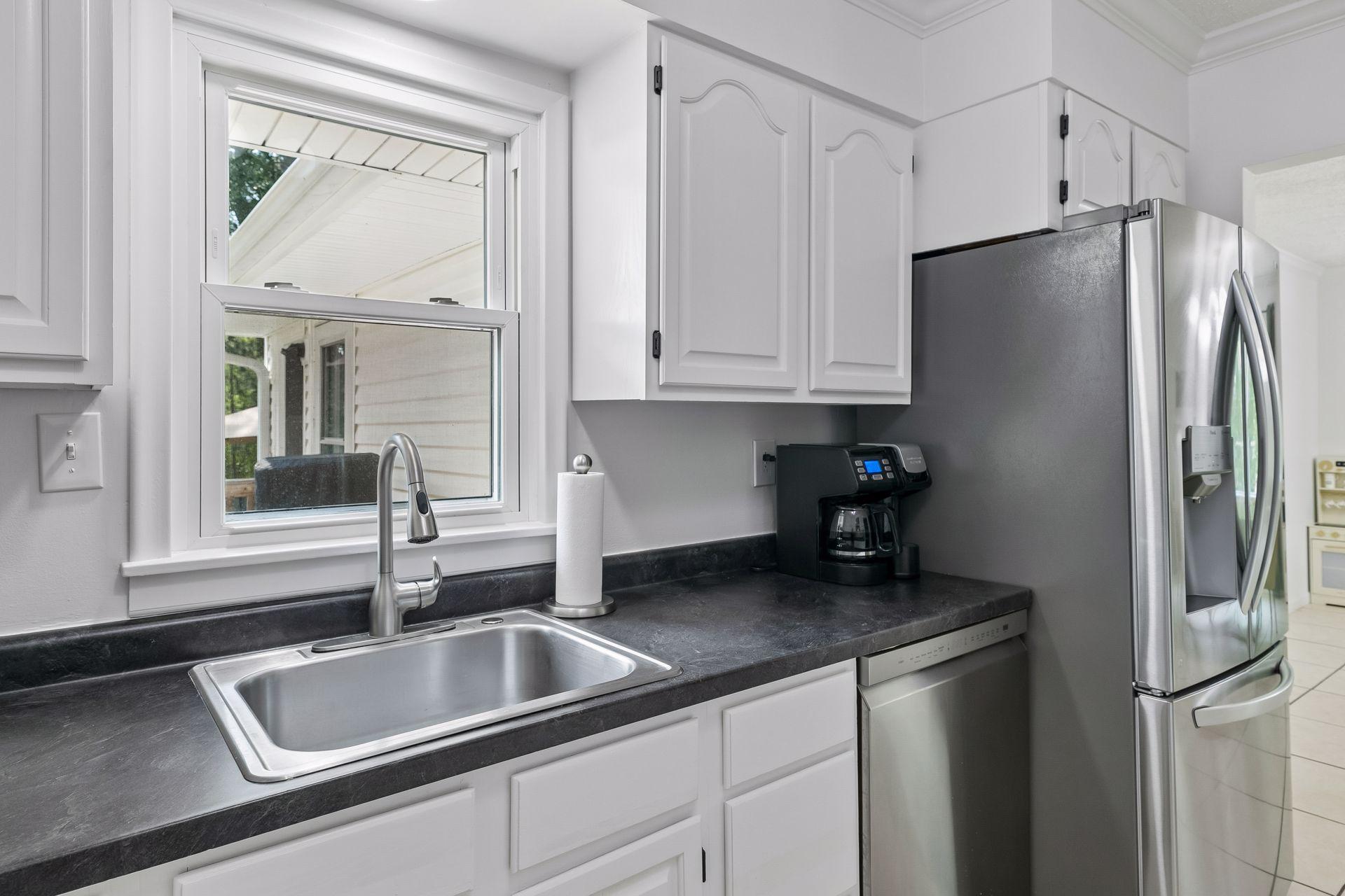 17901 Covington Road Minnetonka, MN 55345 - Photo 11 of 44 Gallery Image 11