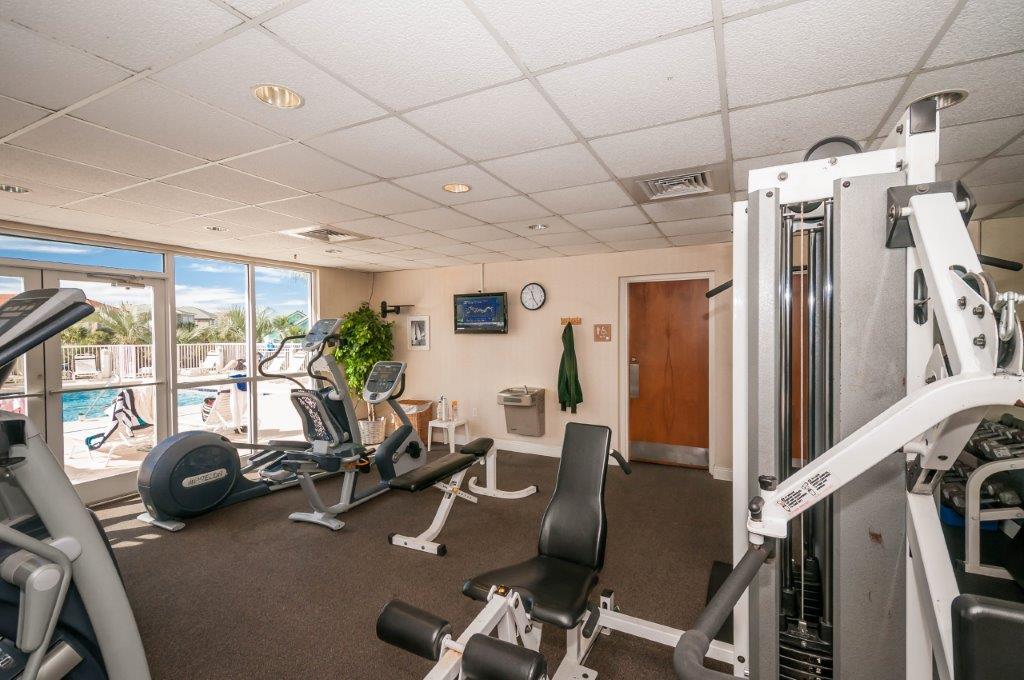 970 Highway 98, Unit 206 Destin, FL 32541 - Photo 20 of 25 a living room with furniture