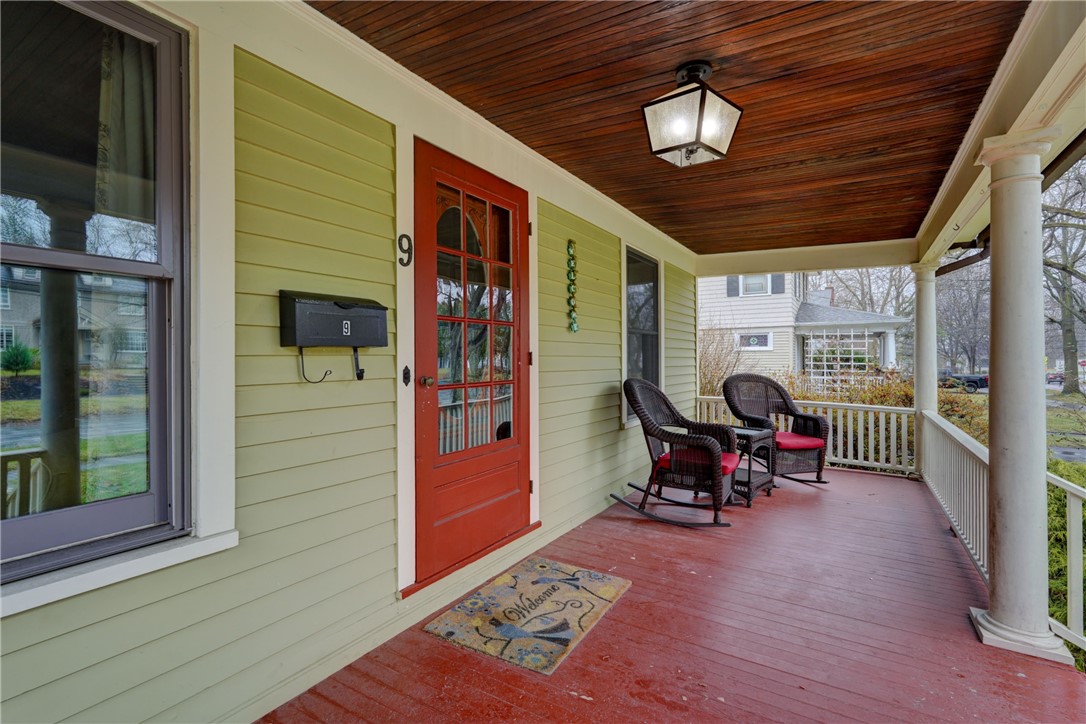 9 Sutherland Street Pittsford, NY 14534 - Photo 2 of 37