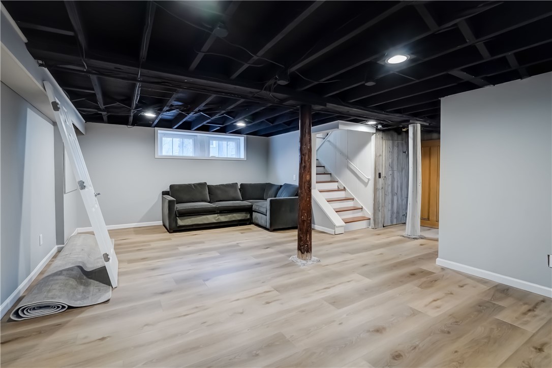 9 Sutherland Street Pittsford, NY 14534 - Photo 25 of 37