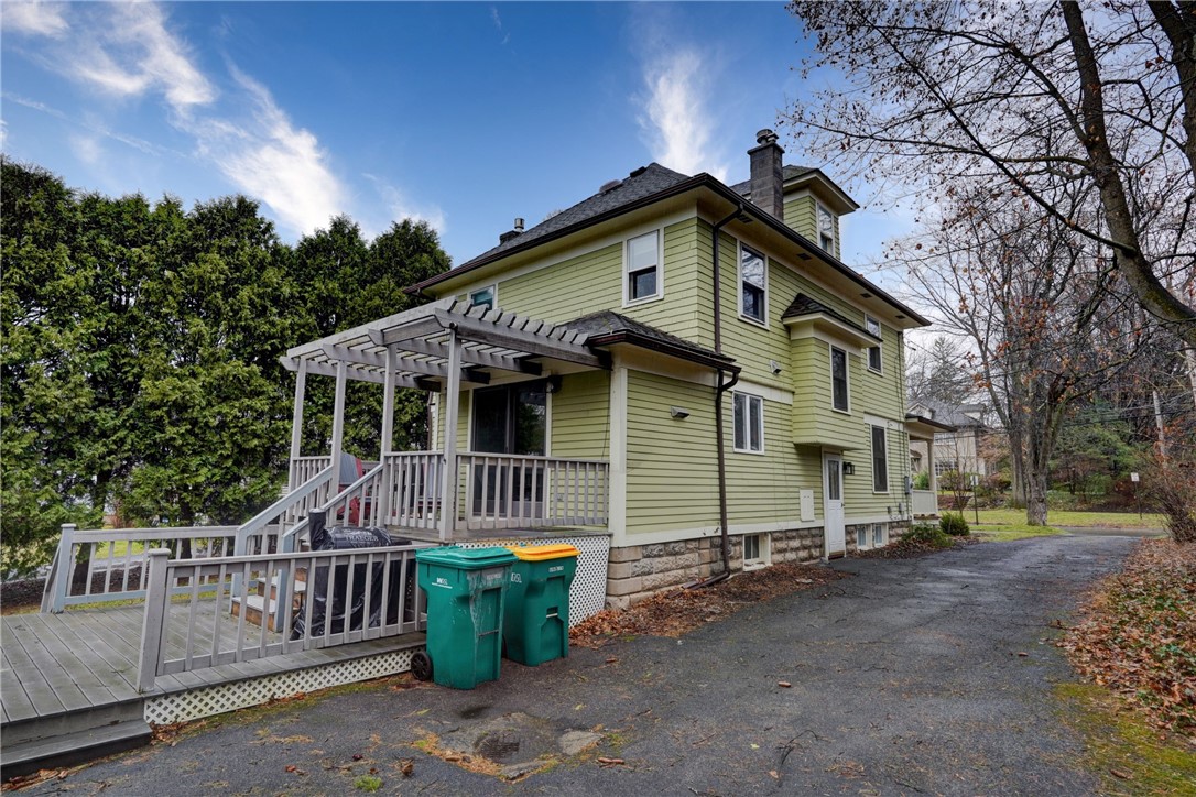 9 Sutherland Street Pittsford, NY 14534 - Photo 31 of 37