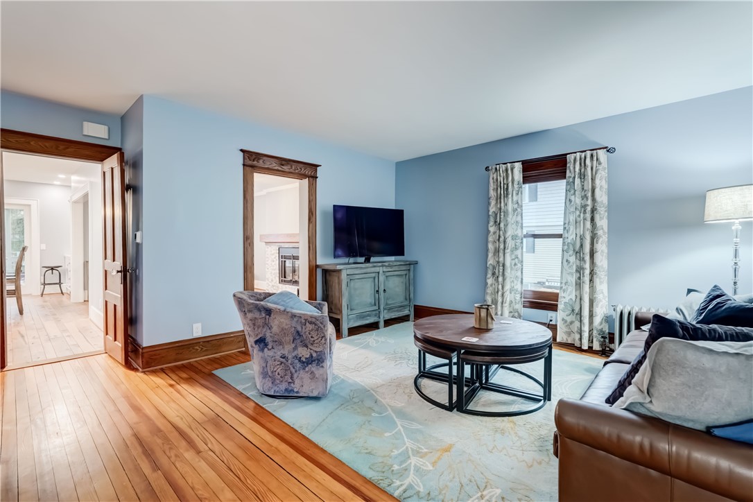 9 Sutherland Street Pittsford, NY 14534 - Photo 6 of 37