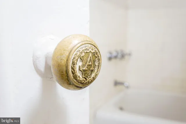 $895 | 1229 Chestnut Street, Unit 618, Philadelphia, PA 19107