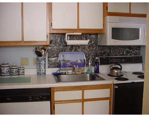 19 Erick Road, Unit 8B Mansfield, MA 02048 - Photo 5 of 8 Gallery Image 5