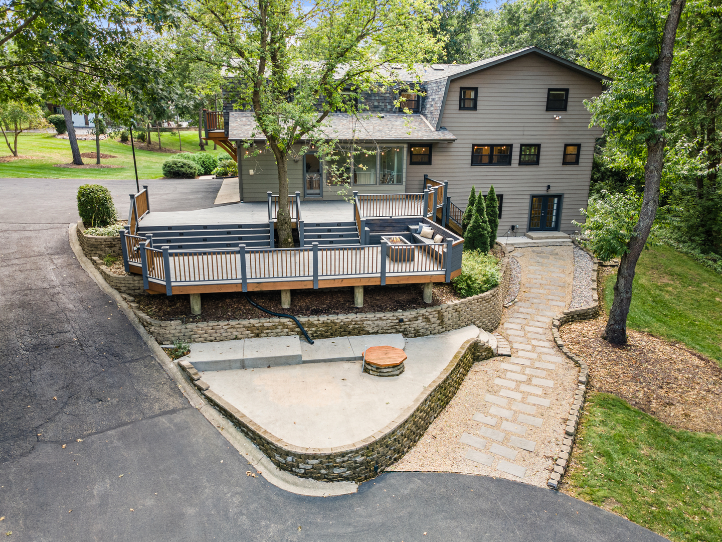 906 Bridle Lane Cary, IL 60013 - Photo 6 of 61 a view of a house with backyard and sitting area