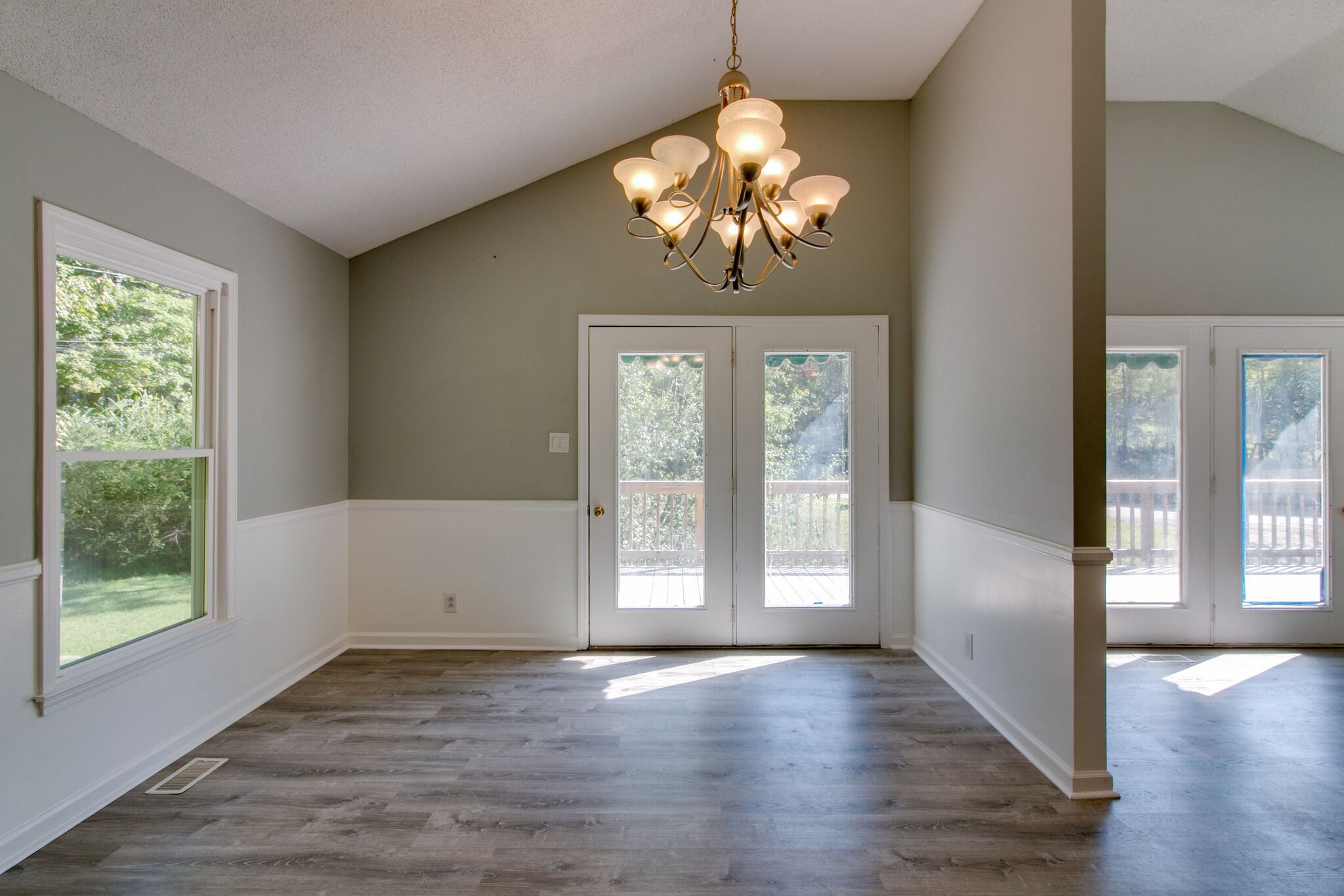 342 Harper Road Clarksville, TN 37043 - Photo 3 of 29