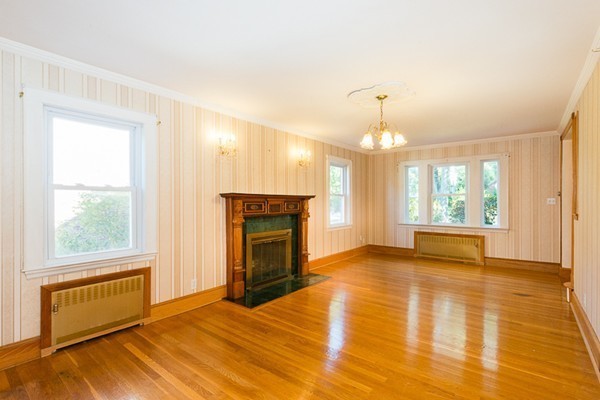 234 Bonad Road Brookline, MA 02467 - Photo 5 of 24 Gallery Image 5