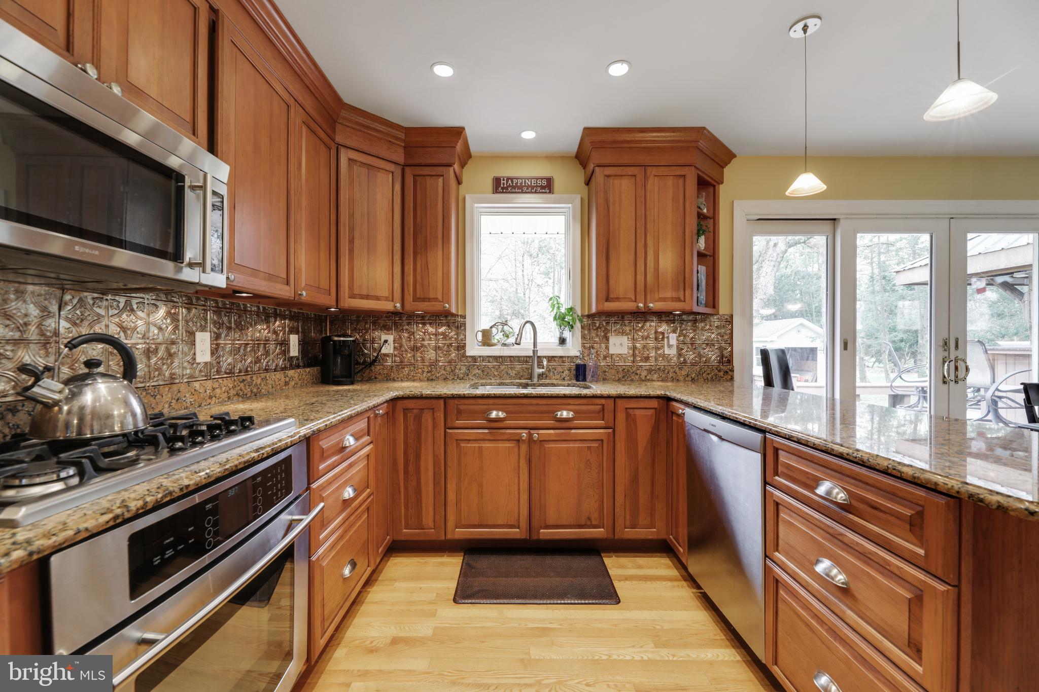 533 Village Road West Princeton Junction, NJ 08550 - Photo 8 of 31
