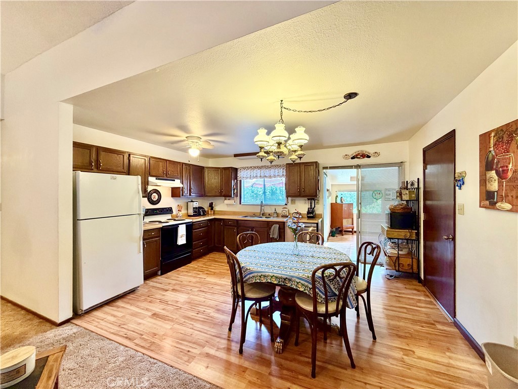 11783 Western Pine Road Middletown, CA 95461 - Photo 17 of 44 Gallery Image 17