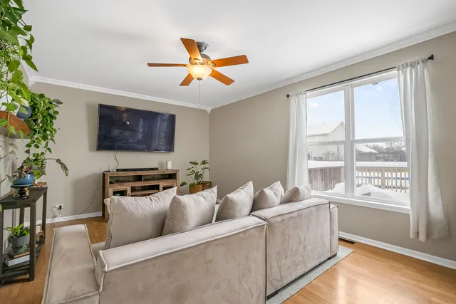 $339,000 | 28808 Blacksmith Court, Lakemoor, IL 60051