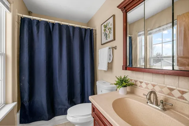 $339,000 | 28808 Blacksmith Court, Lakemoor, IL 60051