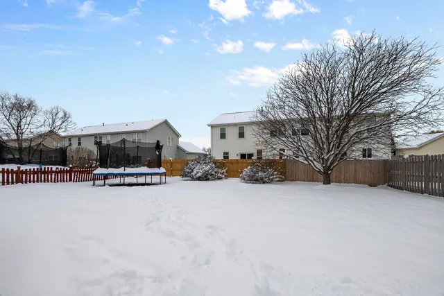 $339,000 | 28808 Blacksmith Court, Lakemoor, IL 60051