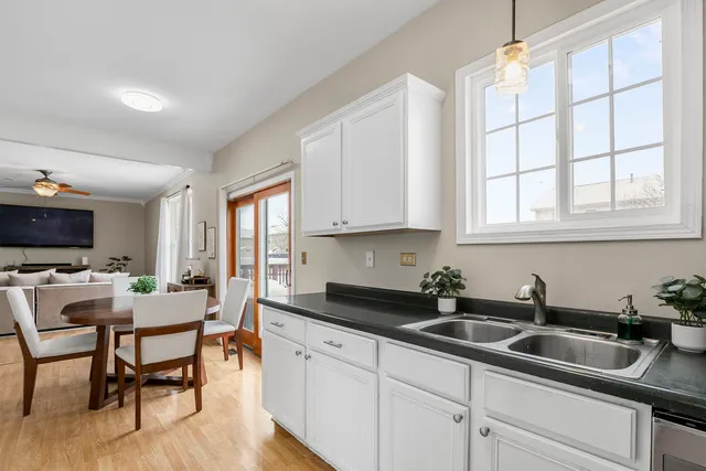 $339,000 | 28808 Blacksmith Court, Lakemoor, IL 60051