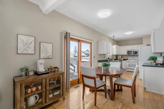 $339,000 | 28808 Blacksmith Court, Lakemoor, IL 60051