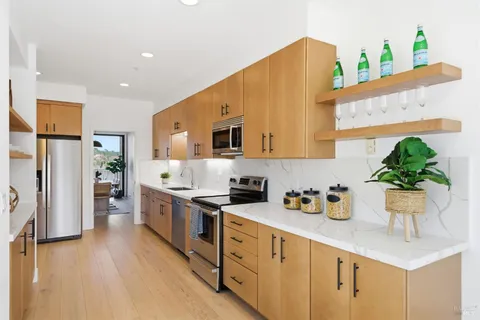 $1,395,000 | 6033 Shelter Bay Avenue, Mill Valley, CA 94941