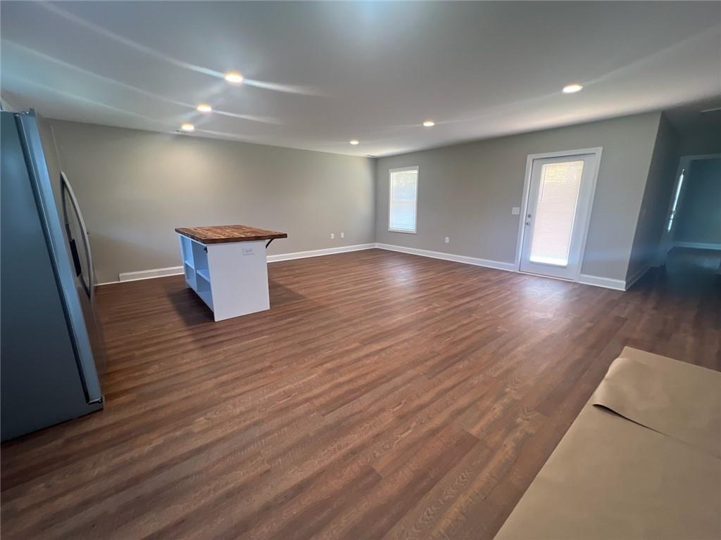 5968 Moon Drive Lula, GA 30554 - Photo 2 of 13