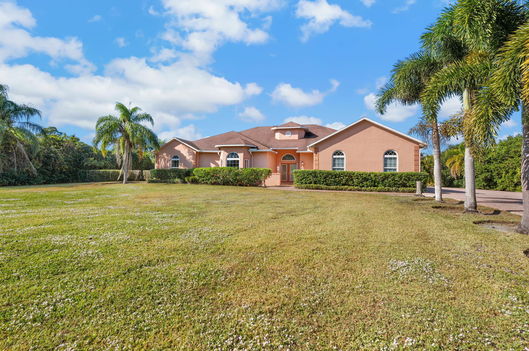 5125 Southwind Trail Fort Pierce, FL 34951 - Photo 1 of 30 4-web-or-mls-5125 Southwind TR - 4