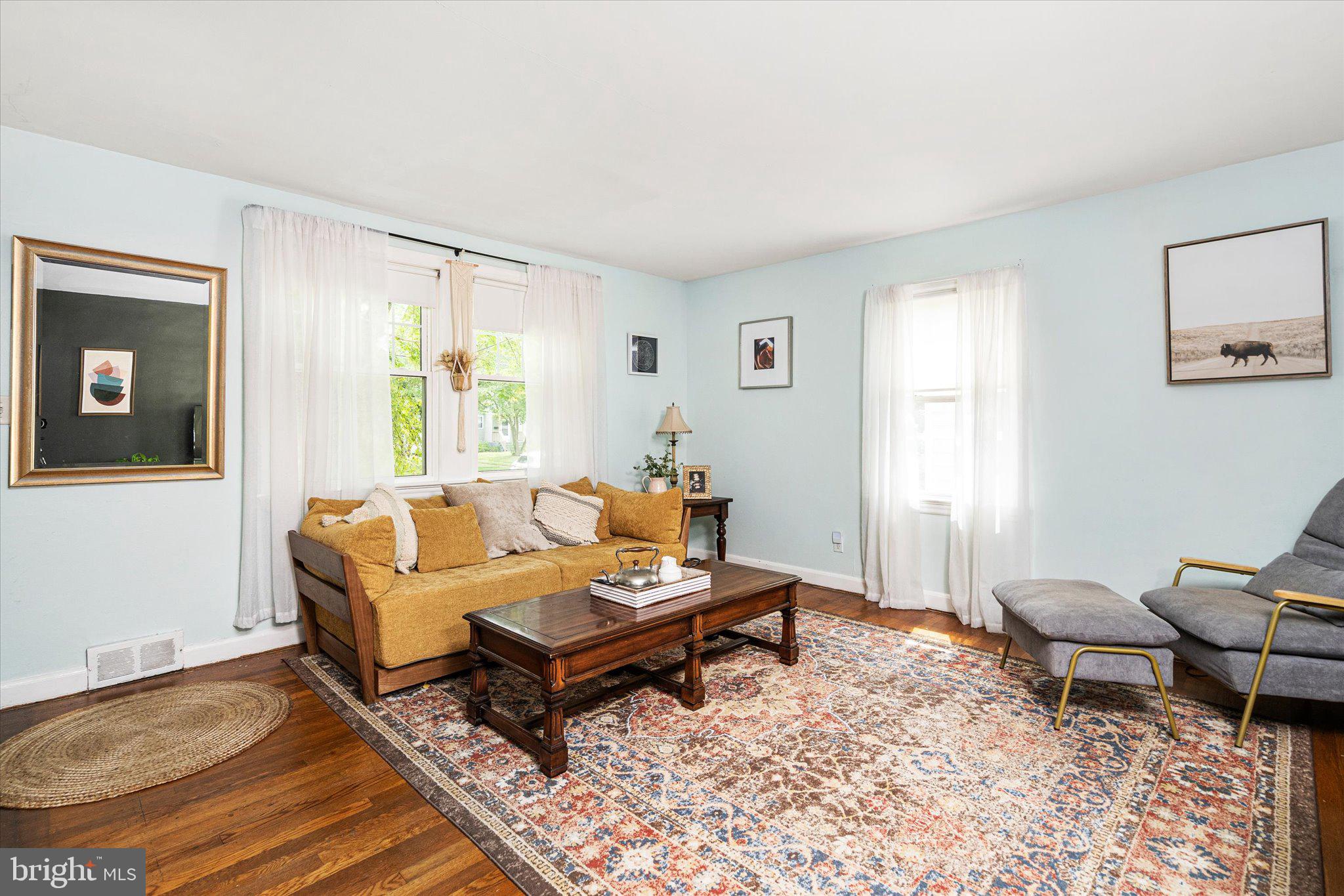 35 Rutledge Avenue Ewing, NJ 08618 - Photo 4 of 18