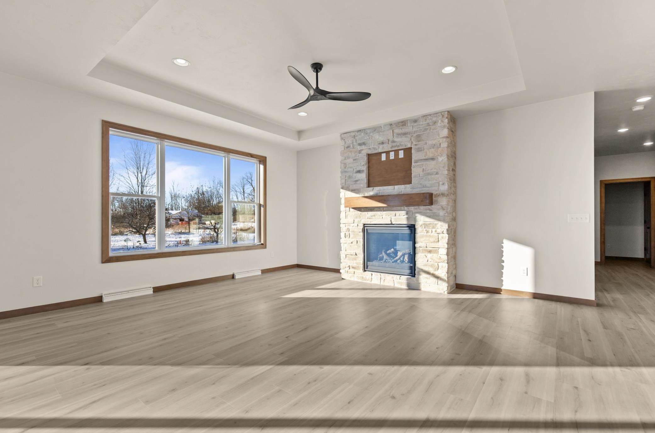 N8870 Killarney Way Menasha, WI 54952 - Photo 2 of 14