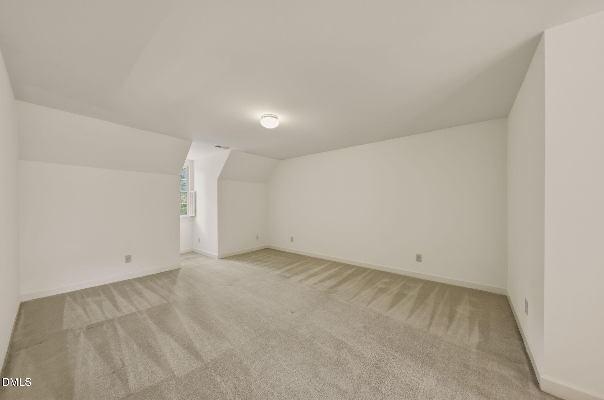 6107 Tipping Circle Raleigh, NC 27609 - Photo 23 of 39 23-web-or-mls-6107 Tipping Circle-2622