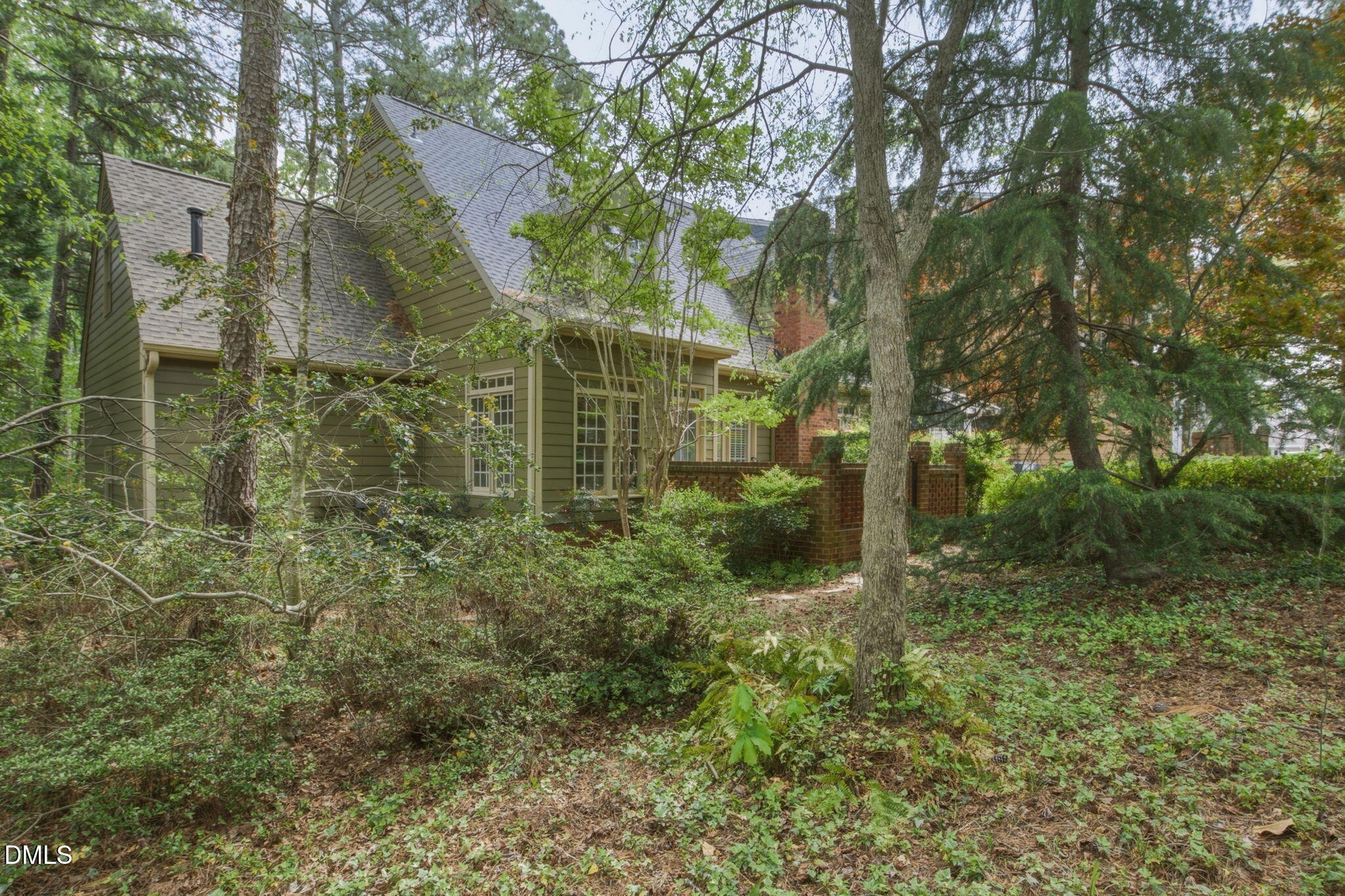 6107 Tipping Circle Raleigh, NC 27609 - Photo 36 of 39 36-web-or-mls-6107 Tipping Circle-2635