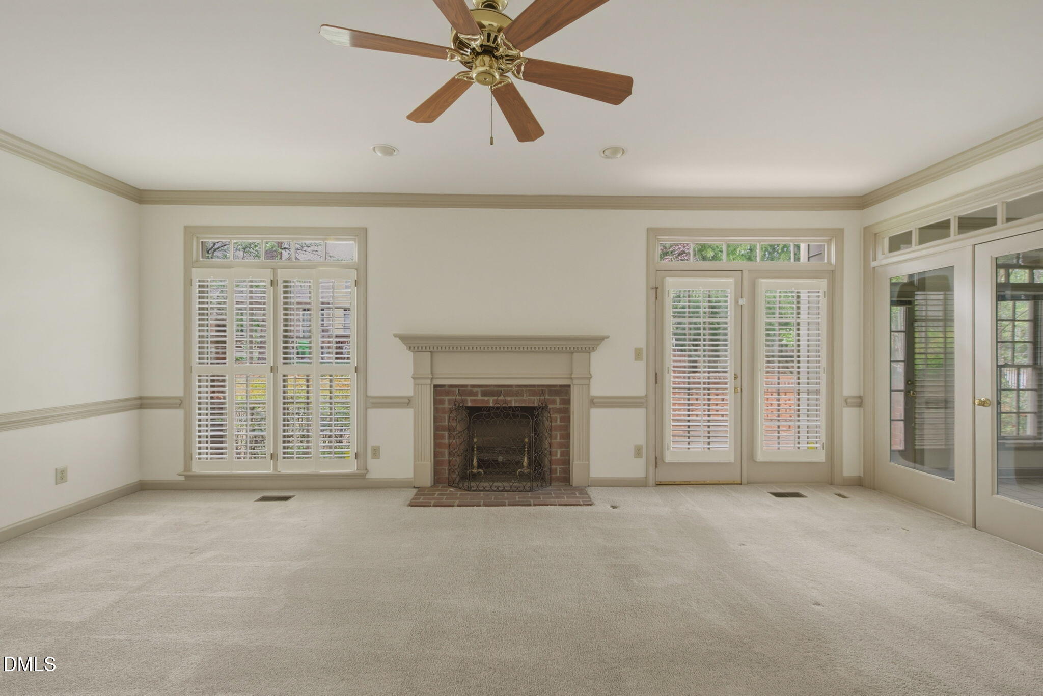 6107 Tipping Circle Raleigh, NC 27609 - Photo 4 of 39 4-web-or-mls-6107 Tipping Circle-2603