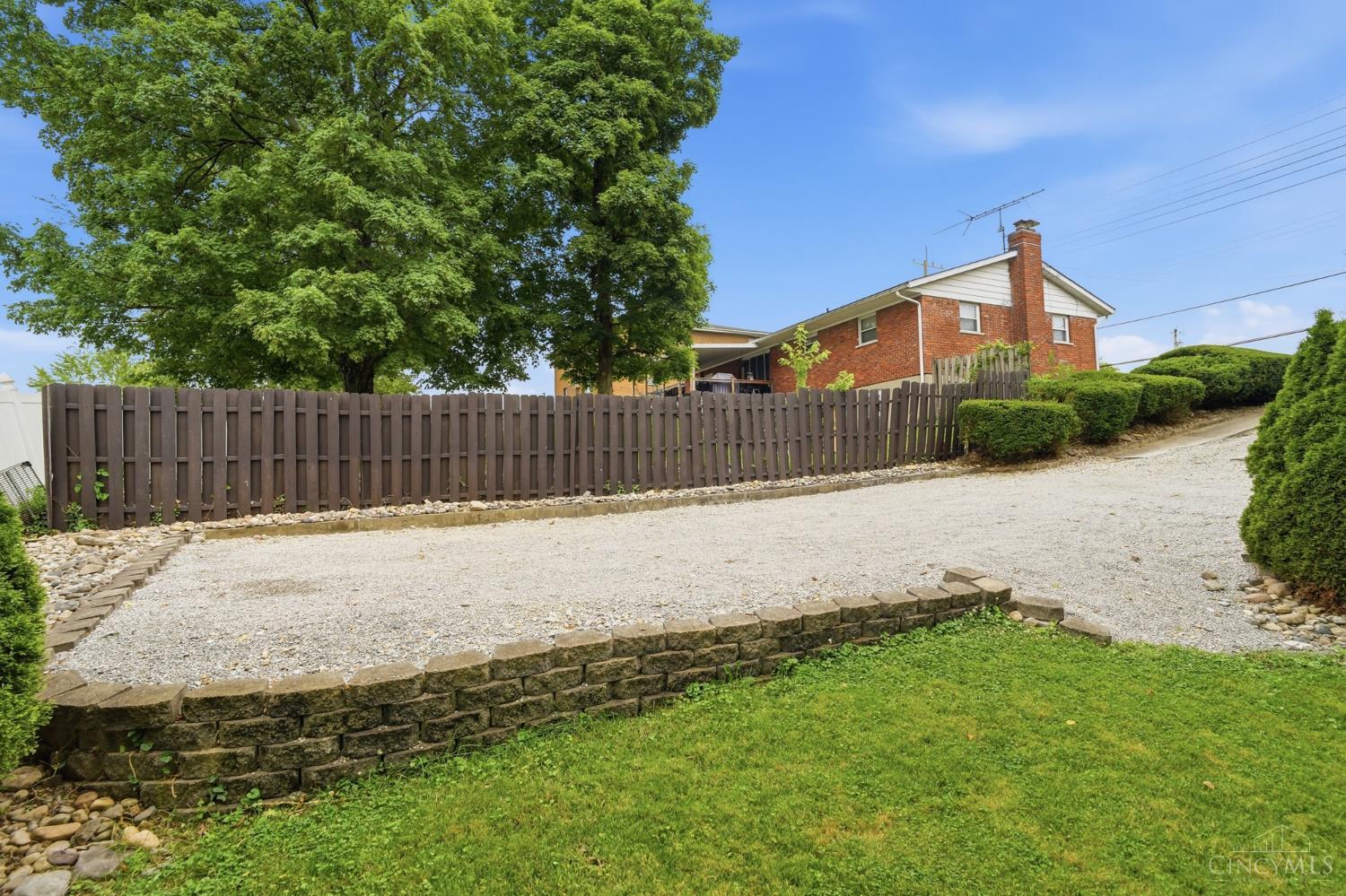 3380 North Bend Road Cincinnati, OH 45247 - Photo 34 of 38