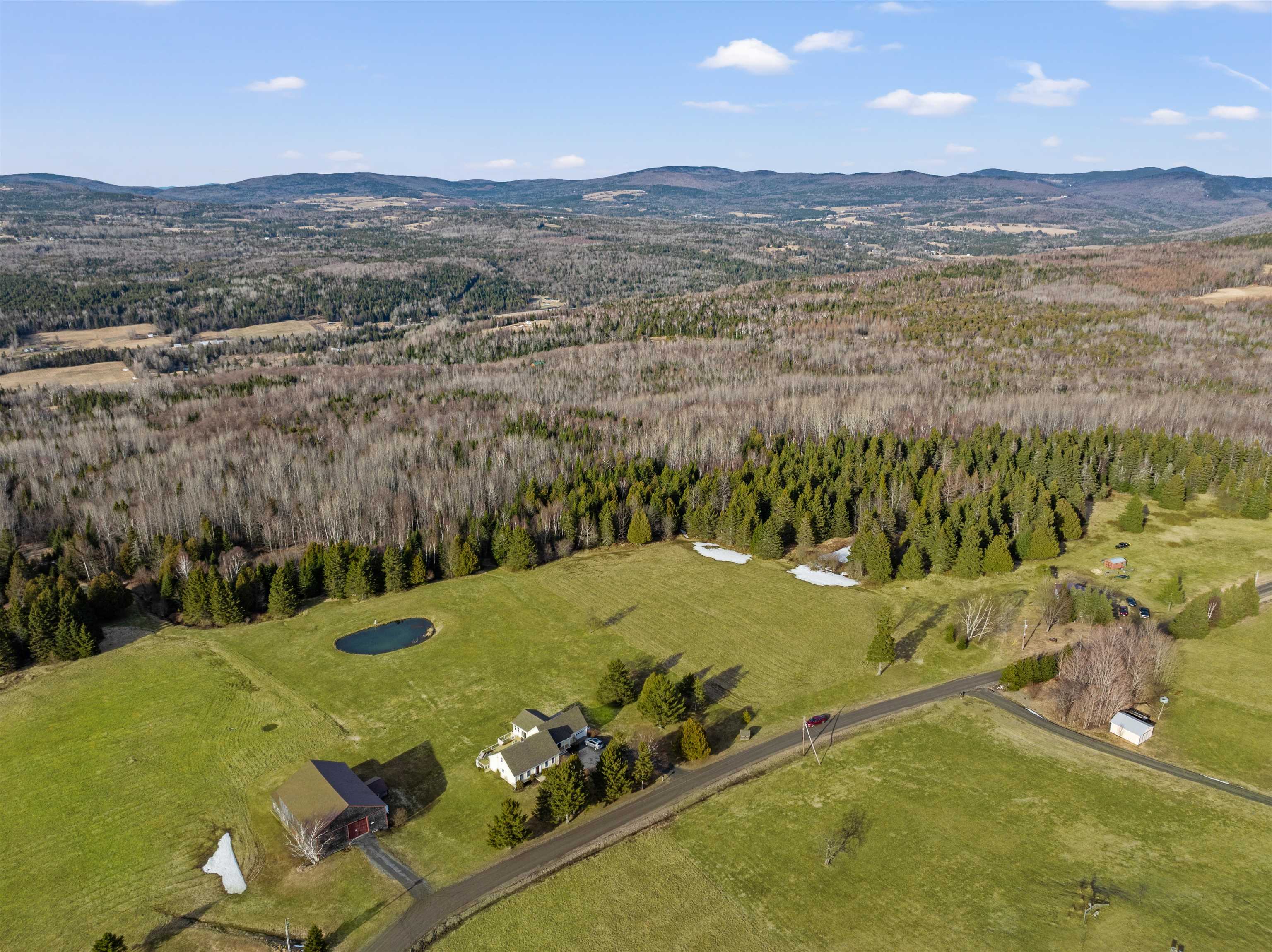 65 Perry Road Columbia, NH 03576 - Photo 7 of 57 Gallery Image 7