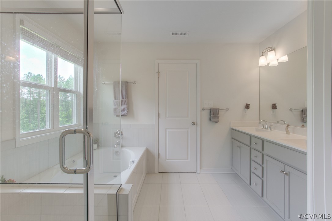 16019 Longlands Road Chesterfield, VA 23832 - Photo 27 of 50 Master bathroom includes large master shower and g