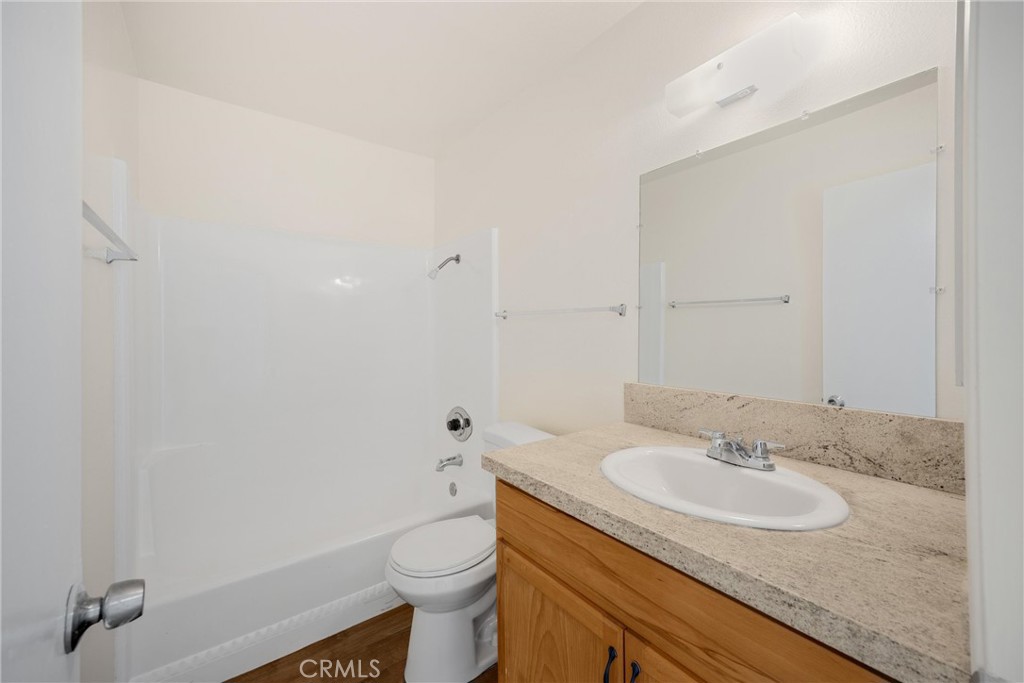 2521 West Sunflower Avenue, Unit R8 Santa Ana, CA 92704 - Photo 17 of 21