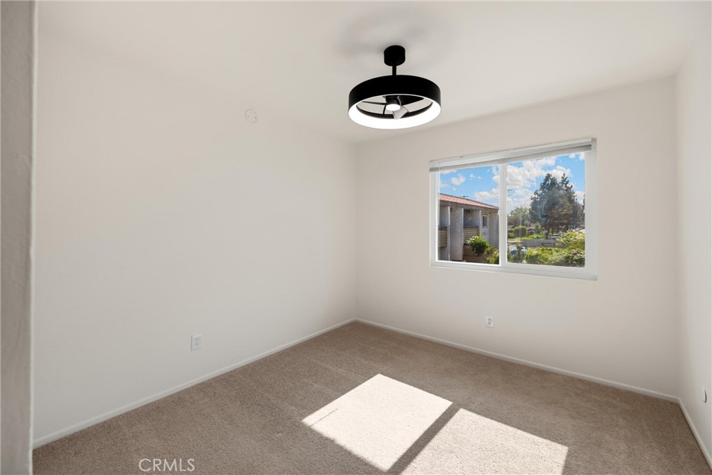 2521 West Sunflower Avenue, Unit R8 Santa Ana, CA 92704 - Photo 19 of 21